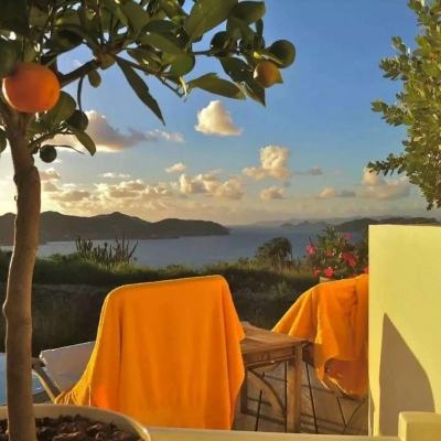 中年不发福!51岁景岗山紧身衣秀健硕身材