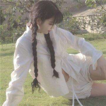 章子怡晒两个女儿照片，网友：大女儿和私下差别太大